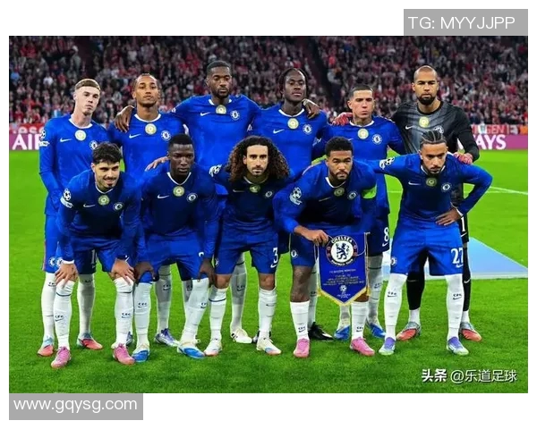 现役足球明星全景盘点及其辉煌成就与影响力分析