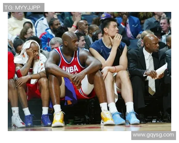 篮球明星与足球明星的职业生涯差异及其对运动文化的影响分析 篮球明星与足球明星的职业生涯差异及其对运动文化的影响分析